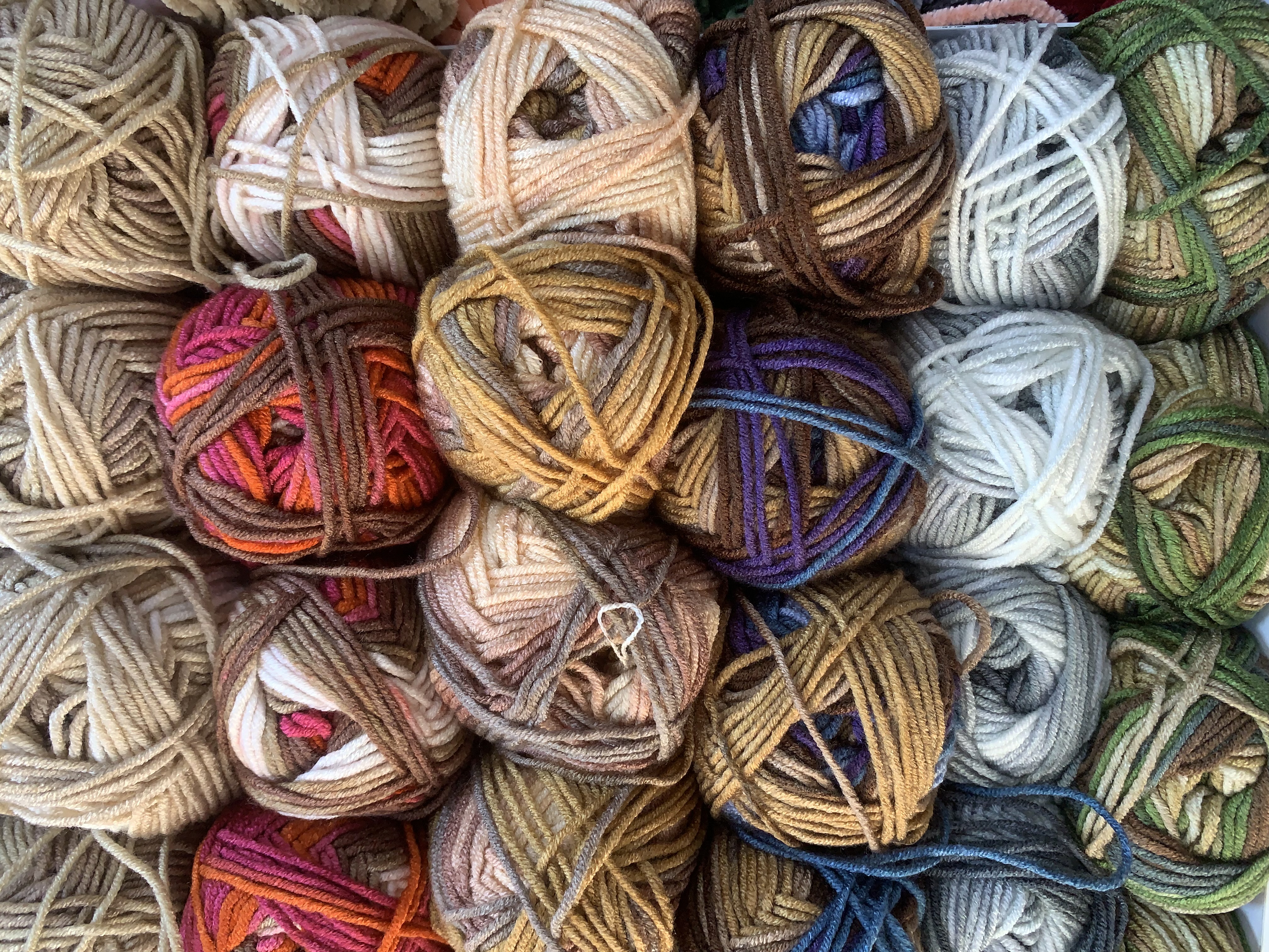 خيط كارما جو باتيك